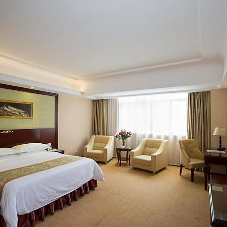 Vienna Hotel Heyuan High-Tech Yi Road Exterior foto